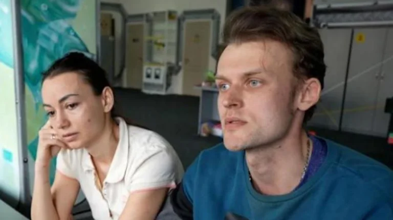 Familja ukrainase përshkruan tmerrin e jetës në Mariupol nën sulmet e forcave ruse