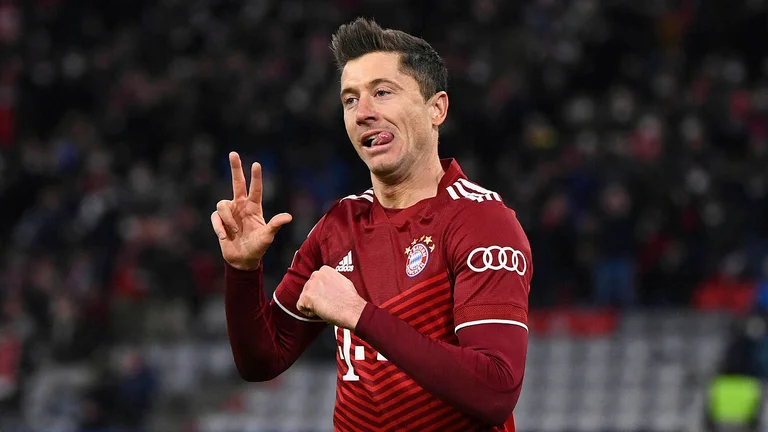 Liverpool joins Leandowski race