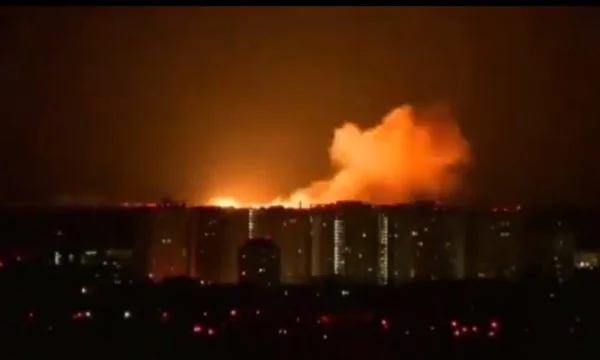 Mehr Explosionen in Kiew, Ukraine