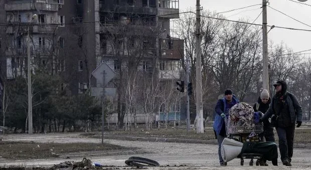 On Sunday, more than 7,200 people were evacuated from Maritupolis