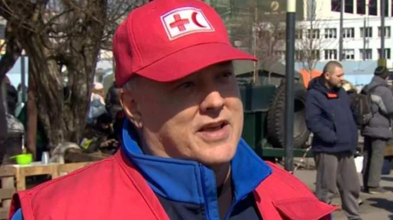Red Cross: It's very difficult to get into Marioupolo.