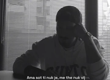Ce détail sur le clip de Donald montre que la chanson est la dédicace “kry-putquex1> pour Bora Zeman