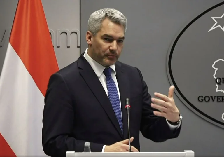 Austrian Chancellor: Kosovo and Bosnia know they're alone