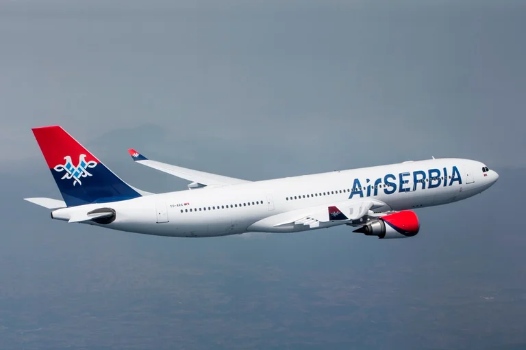 La frode serba sequestrata: “Air Serbia” continua i voli con la Russia