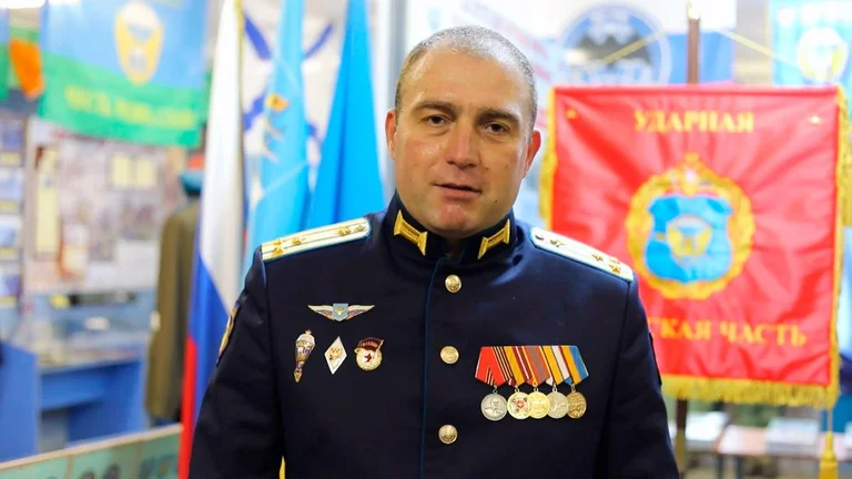 Moscou admet: Un des commandants en chef en Ukraine a été tué