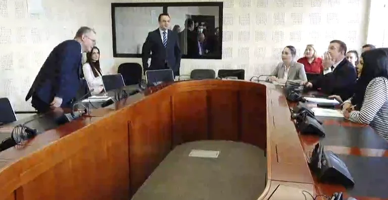 The opposition sília undermines the comfort of the weekend Besnik Bislim: I was in the Commission for two minutes because there was no quorum