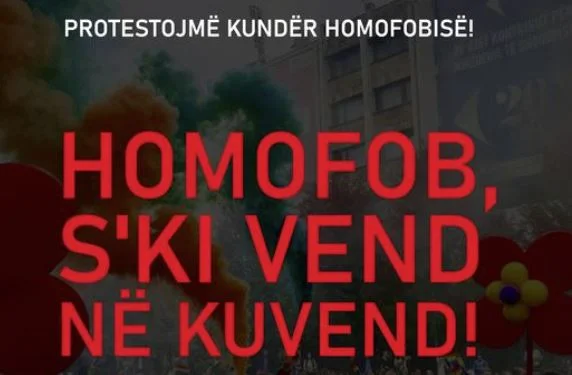 The LGBTI community protests before the Assembly: “Homophob, skkki place in the Assembly”