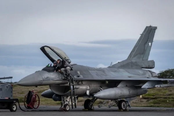 Two F-16% Americans arrive at Pleso, Croatia
