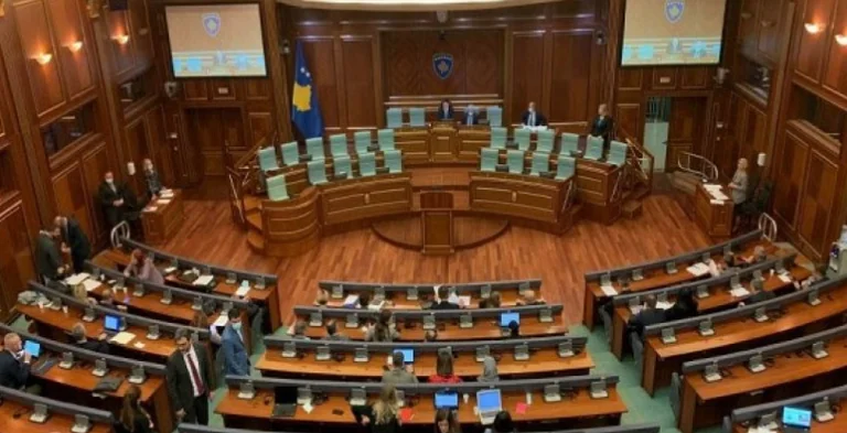 MPs vote in principle for declaration and control of the background of wealth and gifts