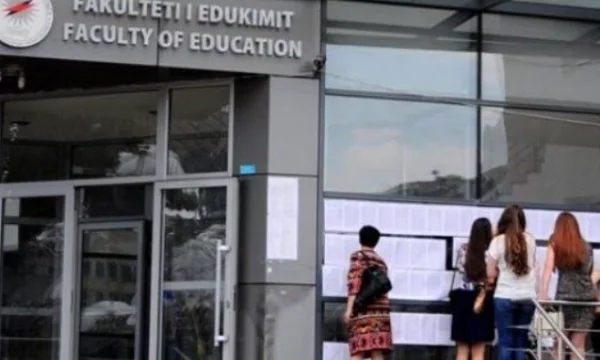 Education recogniser says that because of the expensive tickets, students may be lacking in lectures