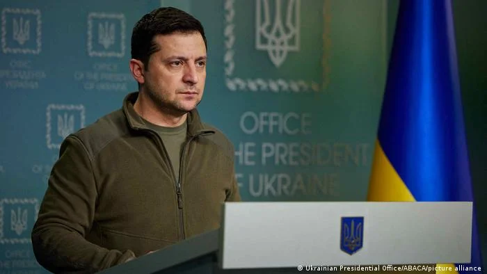 Zelensky donne à l'Ukraine l'espoir que la Russie change dans les négociations
