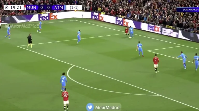 Who saw Fred's gesture in the match against Atletico Madrid? Look what the midfielder did.