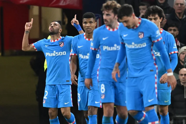 Atletico shows affection in the first half about Man United, Ajax and Benfya don't do anything