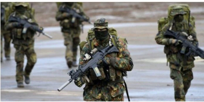 Following Ukraine's invasion mobilized Albania, boost defence spending