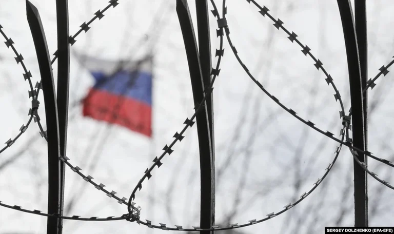 La Slovaquie expulse trois membres de l'ambassade de Russie