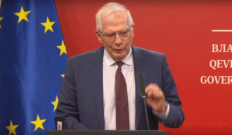 Borrell in Skopje ruft '%bar Putin und warnt neues Paket mit Sanktionen