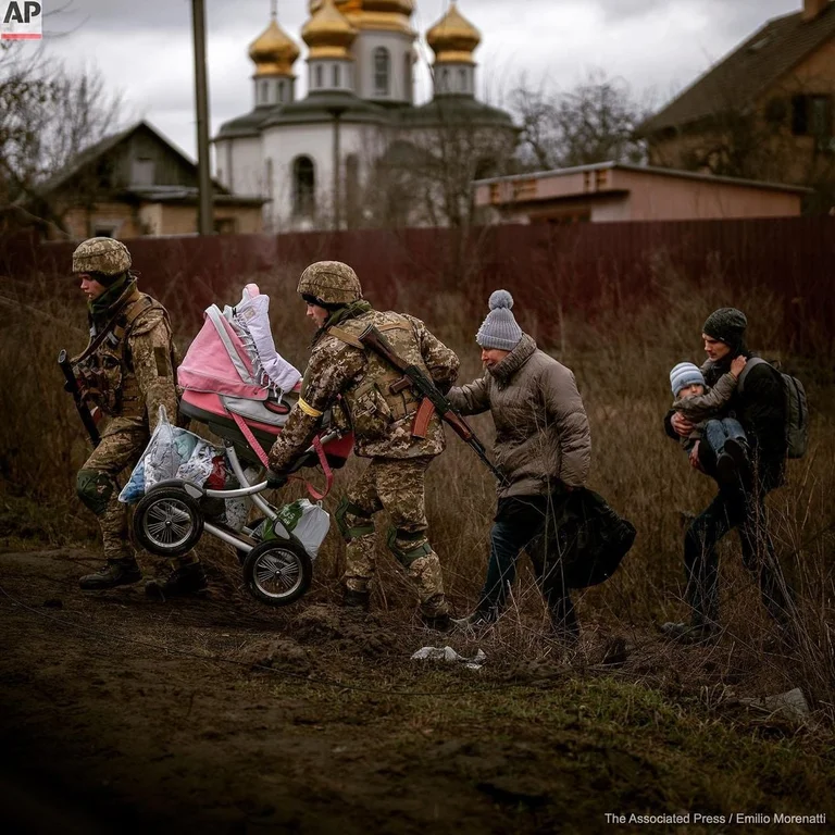 Volodymir Zelensky with 12 thrilling photos from Ukraine: Call once again for NATO