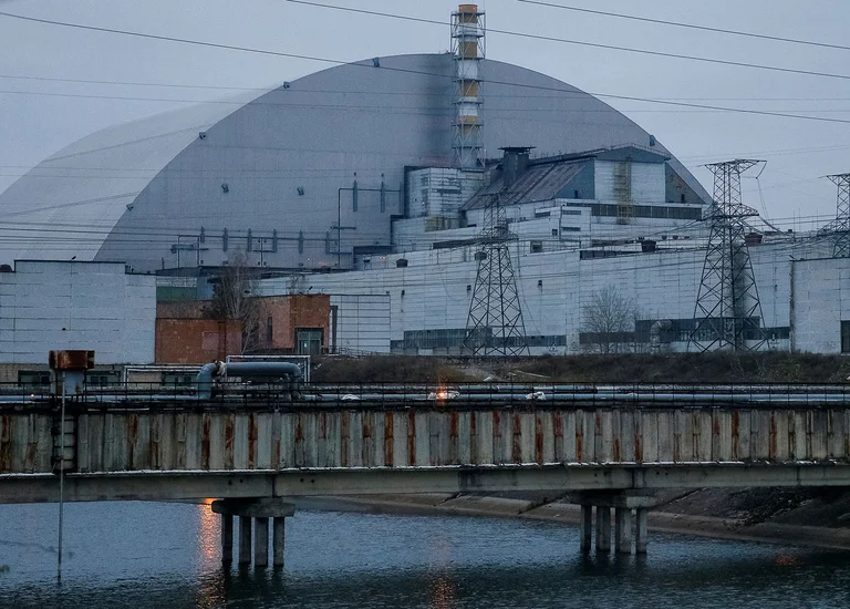 Reanuda el suministro de energía en la central nuclear de Chernobyl