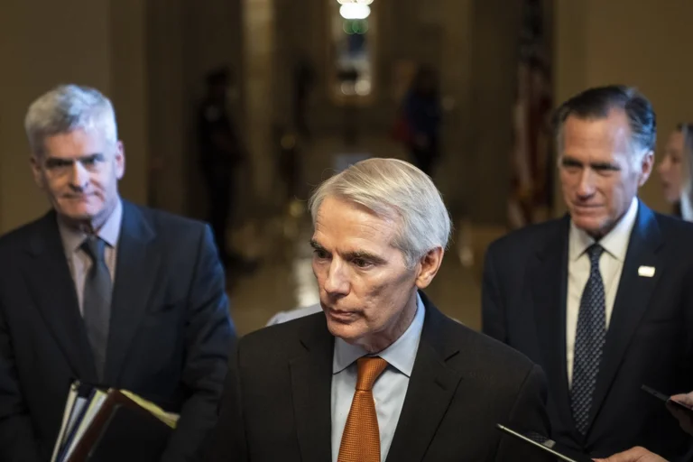 American Senator: Sending combat aircraft to Ukraine is essential as Russia intensifys its attacks