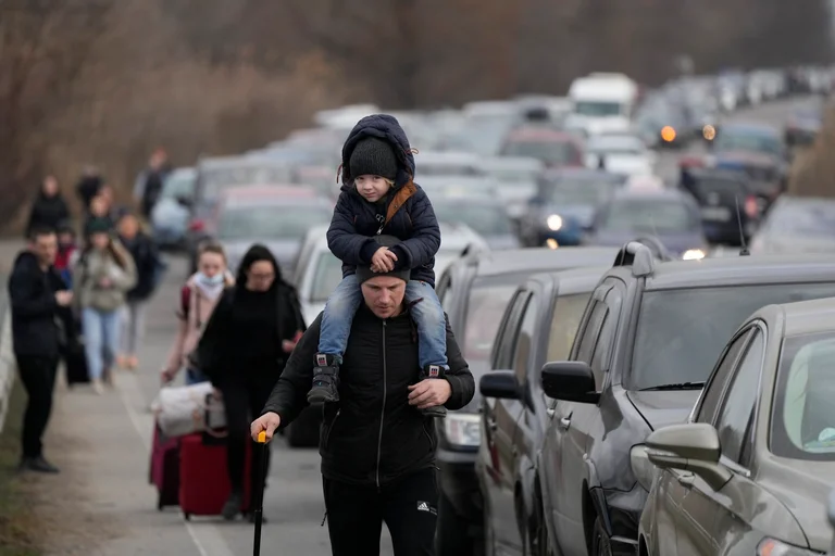 On estime que 220 000 Ukrainiens sont rentrés dans leur patrie.