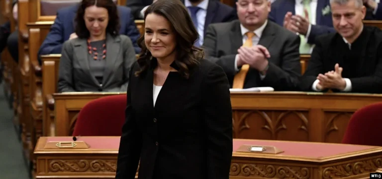 Hungría elige primero a una mujer para presidente