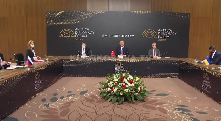 La reunión termina, Kuleba dice que Rusia continuará la agresión