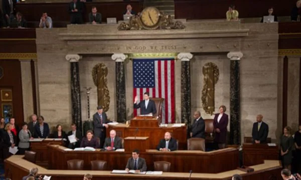 Congreso de EE.UU. Votos Pro-Stoping Russian Oil Import