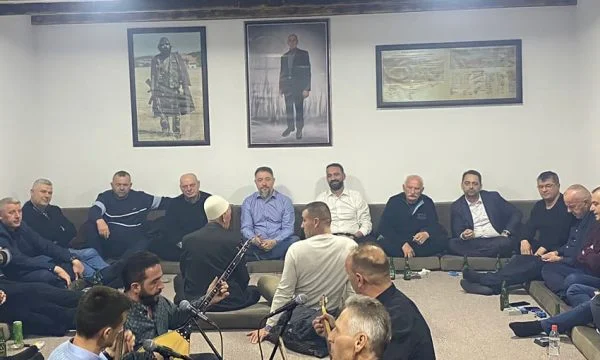 Tweed-Musik: Hauptsitz KLA a meets in anode von Abria (Foto)