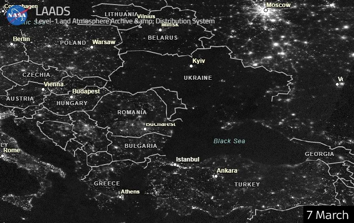 Ukraine devient sombre, la NASA extrait les dernières images