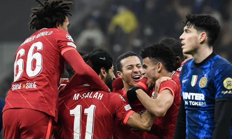 Formations officielles: Livepool Inter