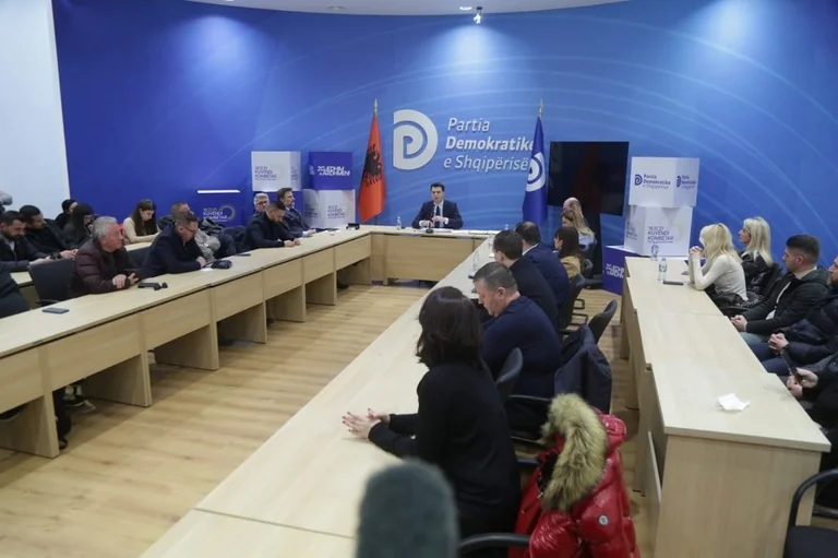 DP propose une résolution pour le Kosovo