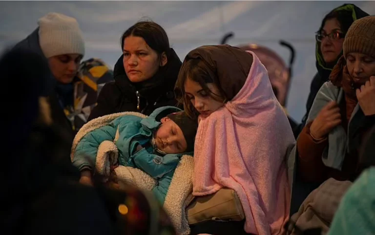 Ukraina: Propozimi i Rusisë për korridoret humanitare plotësisht i pamoralshëm