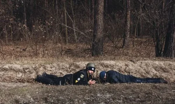 Vriten tetë civilë nga bombardimet ruse gjatë një evakuimi në Irpin