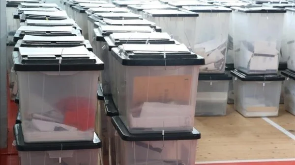 Zgjedhjet e pjesshme lokale, mbyllet zyrtarisht procesi i votimit në Shqipëri