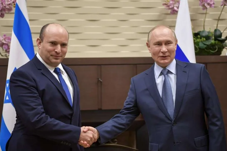 Reuters: Kryeministri izraelit takon fshehurazi Putinin