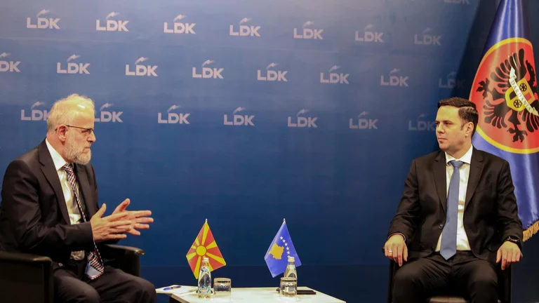 Abdixhiku – Xhaferi diskutojnë nevojën e anëtarësimit të Kosovës në NATO