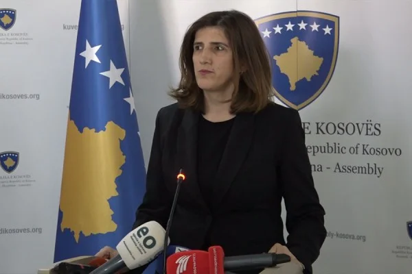 Musliu: Osmani dhe Kurti të flasin për sigurinë në vend, populli po duket në panik