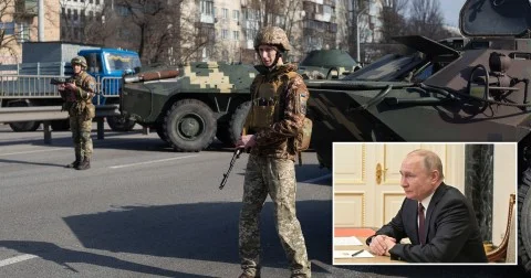 Bloomberg: Putin ka planifikuar pushkatime publike pasi t’i pushtojë qytetet në Ukrainë
