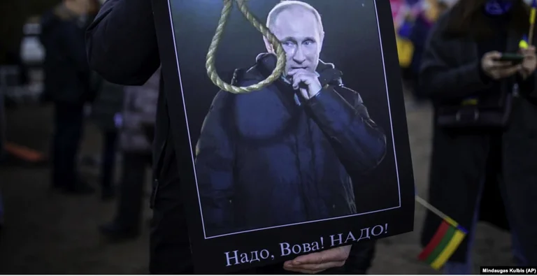 Lufta e Putinit në Ukrainë zhyt ekonominë ruse në krizë