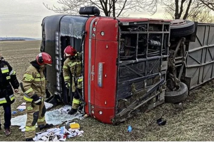 Aksidentohet autobusi me refugjatë ukrainas në Poloni