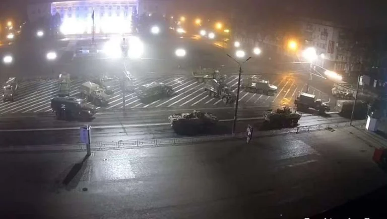 Forcat ruse marrin qytetin ukrainas Kherson