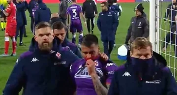 Fiorentina Fußballer Tränen nach der Markierung des Autogogue und gibt Juventos Sieg