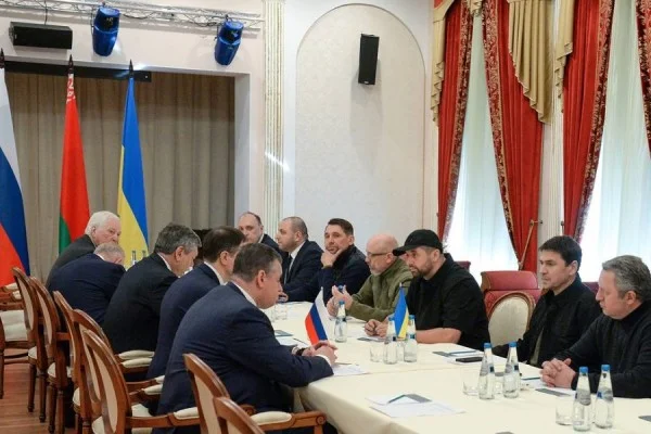 CNN: Sot takimi i dytë Ukrainë – Rusi
