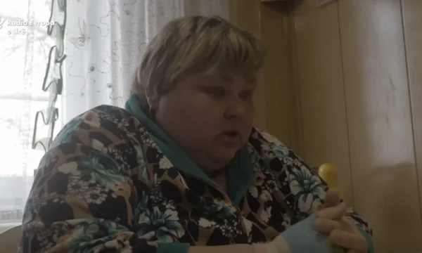 Ukraina i fton nënat ruse të shkojnë t’i marrin ushtarët e kapur