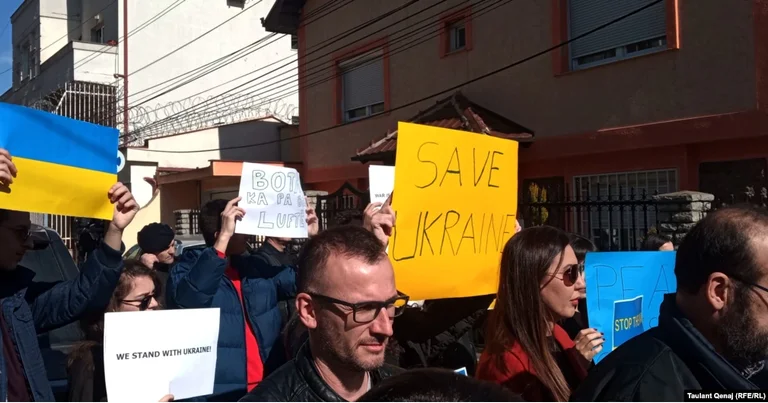 Tre shtetas të Kosovës largohen nga Ukraina