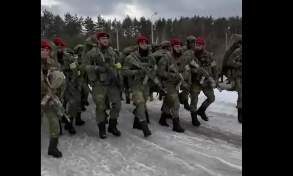 Kukulla çeçene e Putinit, Ramazan Kadyrov nis më shumë ushtarë në Ukrainë: Po vijnë shejtanët