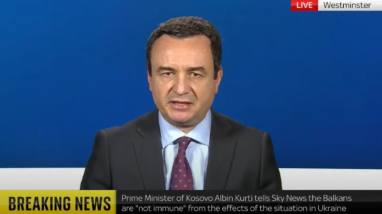 Kurti i shqetësuar se Putini mund ta bartë luftën edhe në Ballkanin Perëndimor