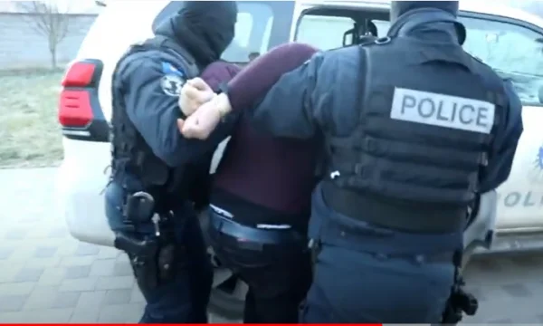 Policia arreston 47-vjeçarin e kërkuar