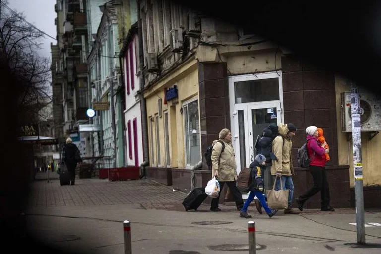 Rusia u bën thirrje banorëve të Kievit të largohen nga shtëpitë e tyre