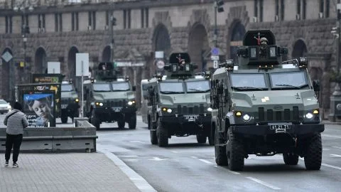 Waiting for Russia-Ukraine meeting, Russian forces reportedly approaching Kiev